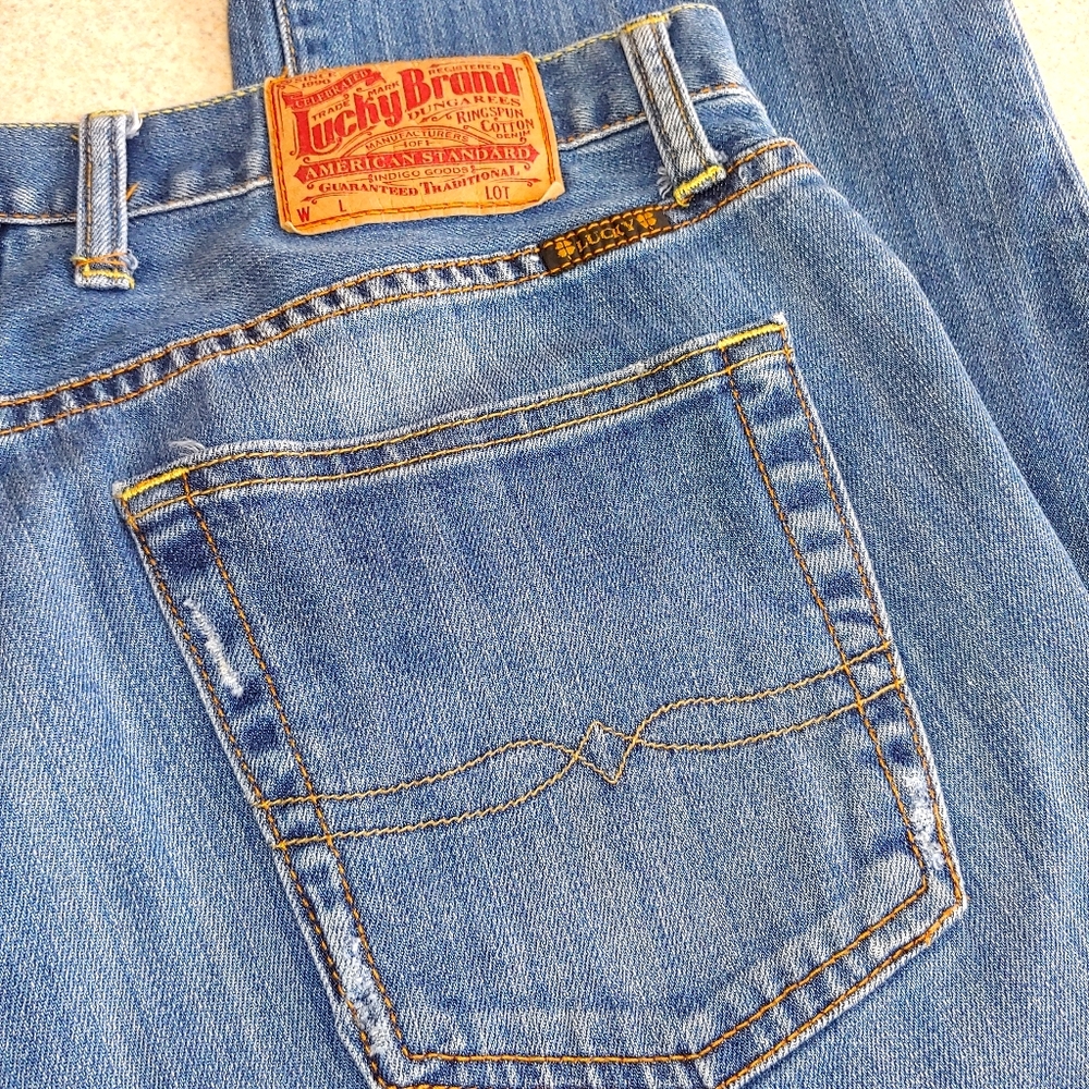 Men's 32 Lucky Brand jeans